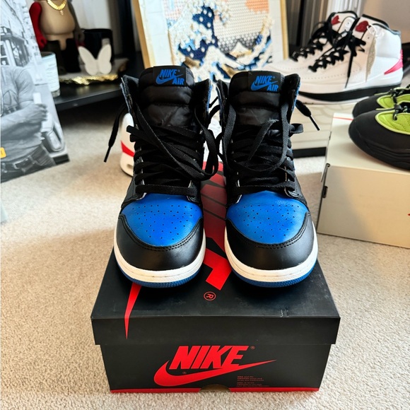 Air Jordan 1 Retro High OG “Royal” 2017 - Size 6.5 GS - Picture 5 of 5
